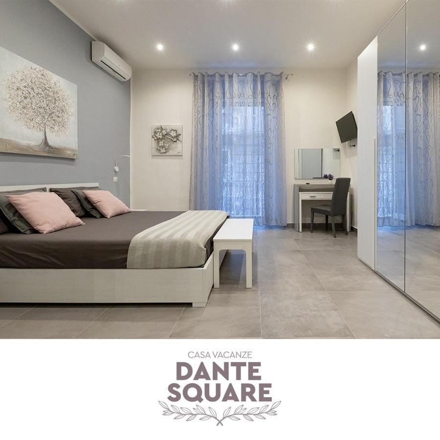 Dante Square * Napoli